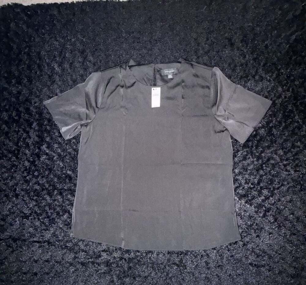 Banana Republic Short Sleeve Blouse Size M Black Satin